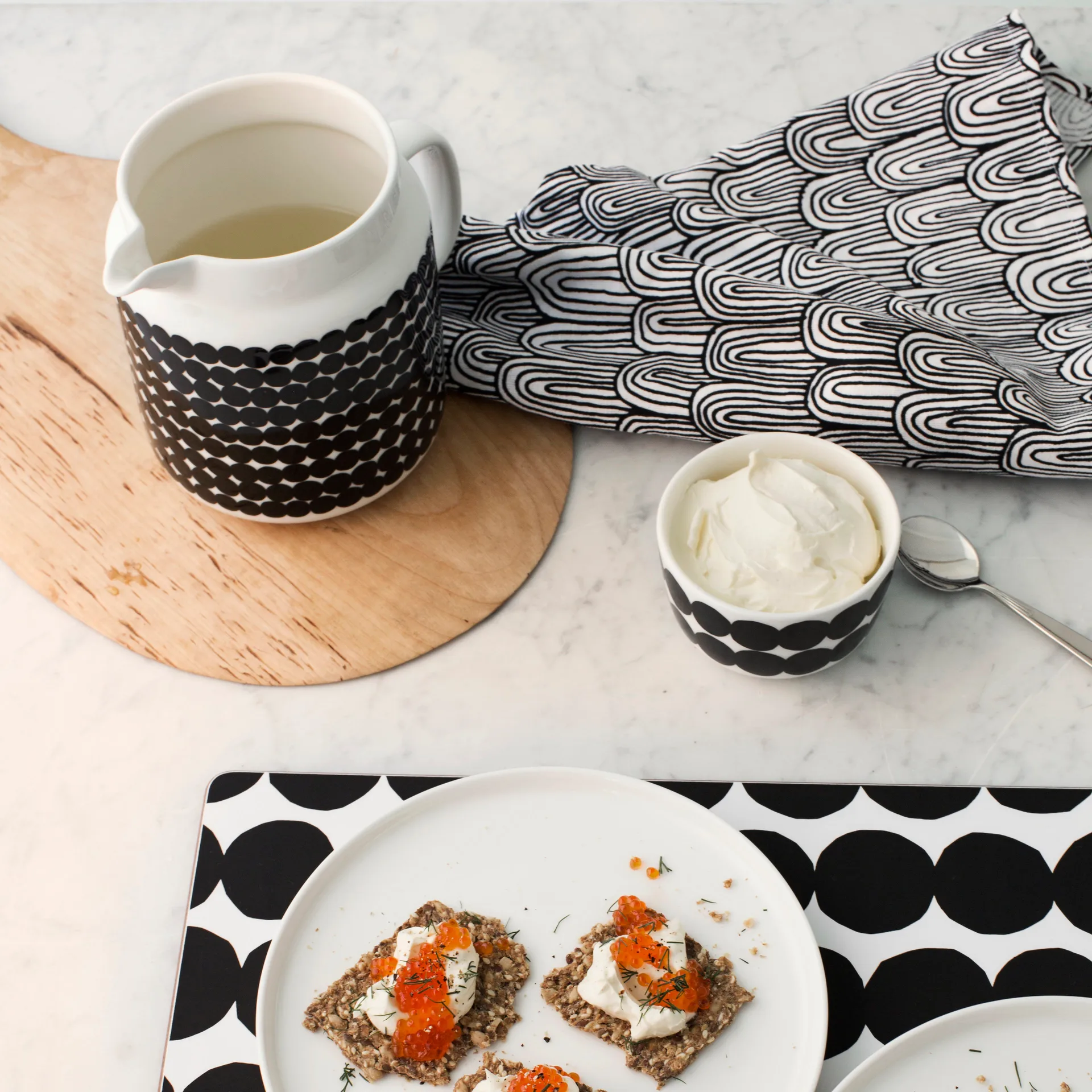 Räsymatto miska 2.5 dl, Czarno-biały Marimekko