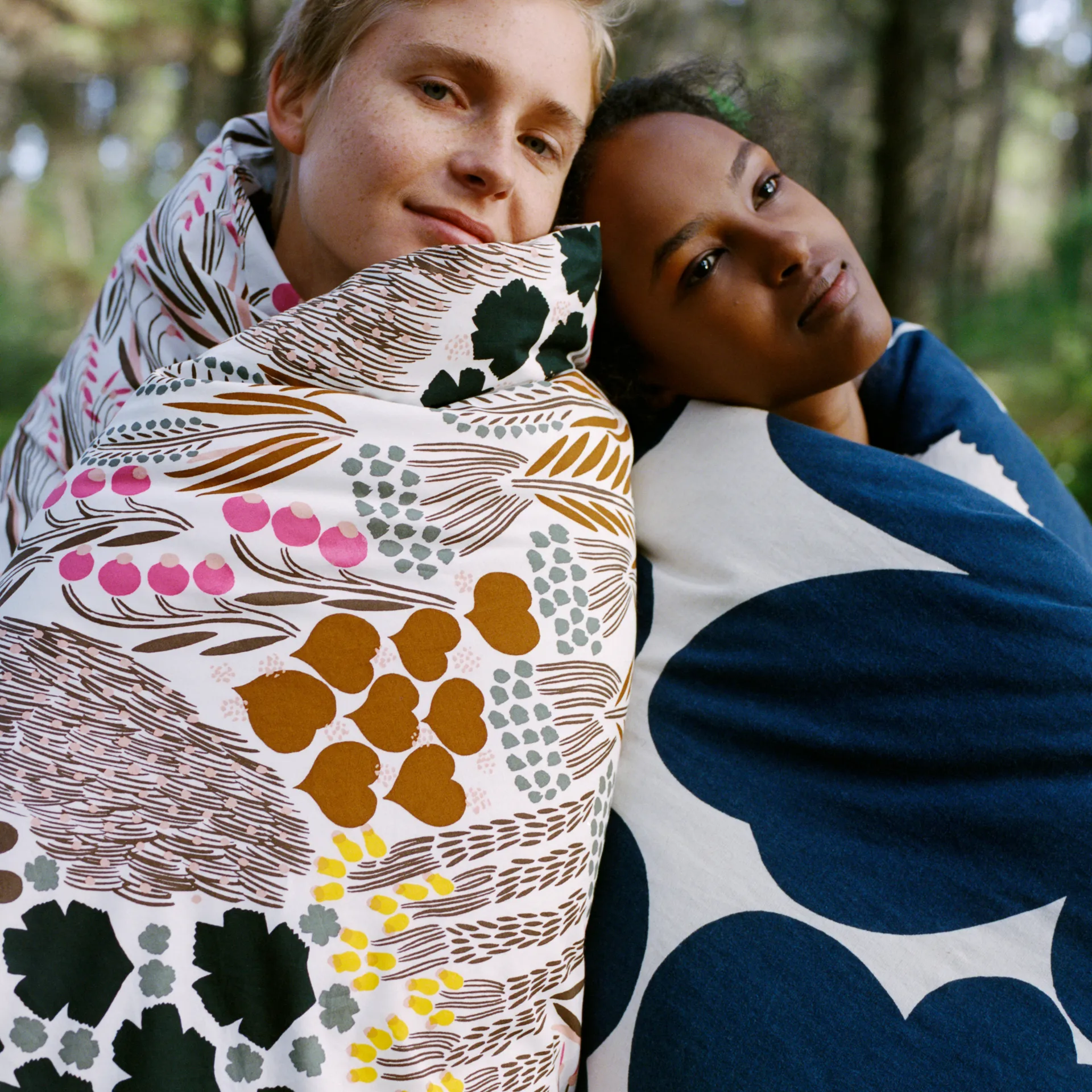 Unikko poszewka na kołdrę bawełna-len 150x210 cm, naturalny biały-ciemny niebieski Marimekko