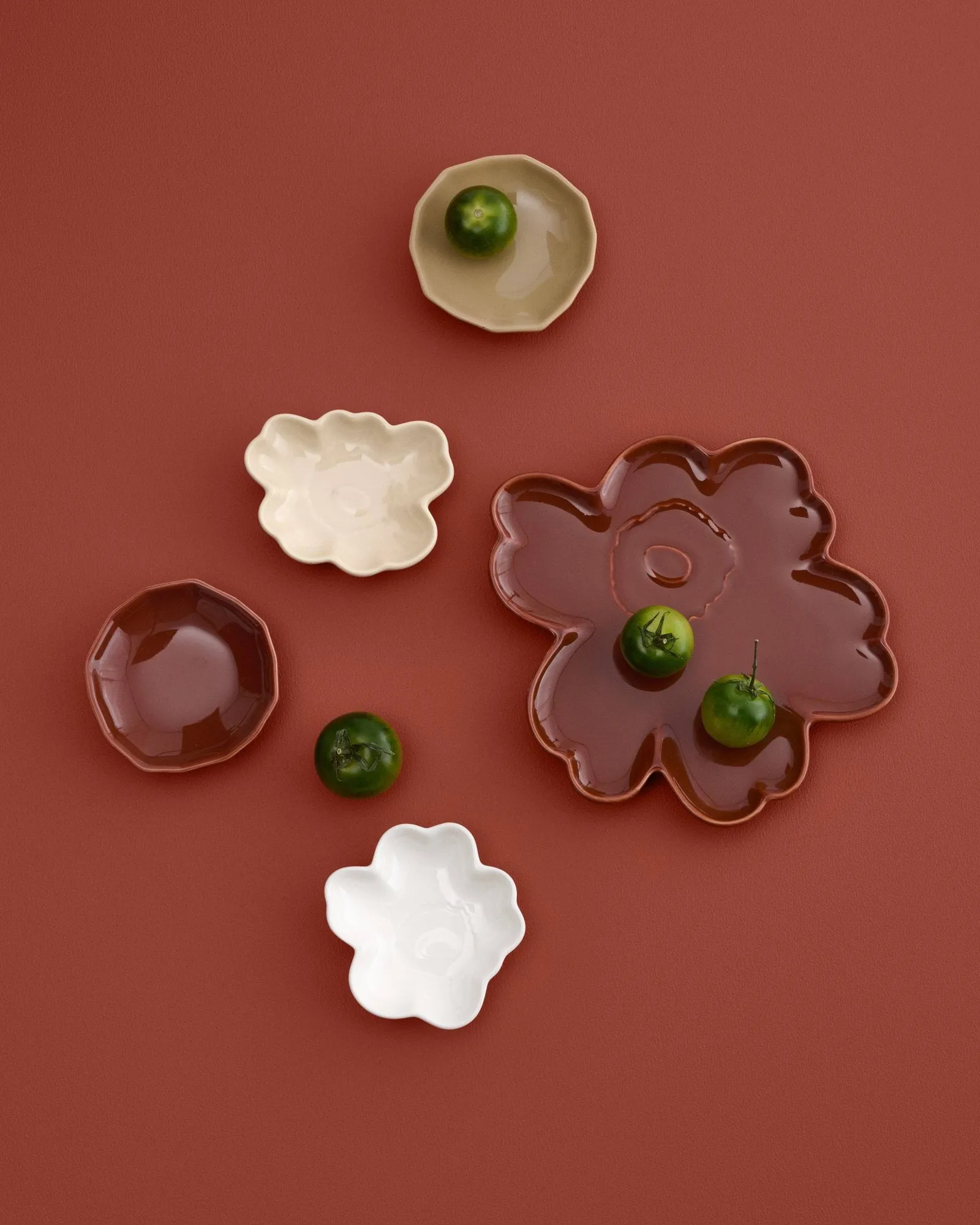 Unikko shape talerz, Kasztan Marimekko