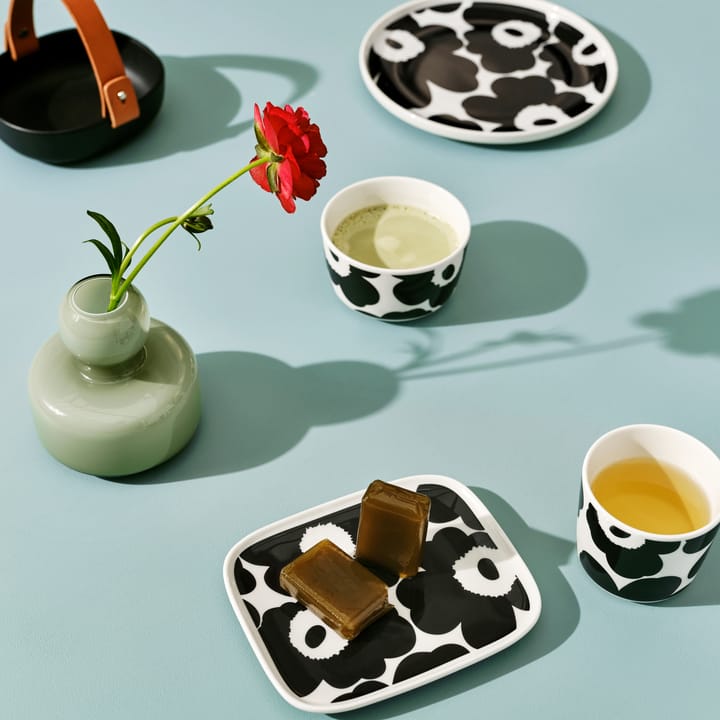 Unikko talerz 12x15 cm, czarny i biały Marimekko