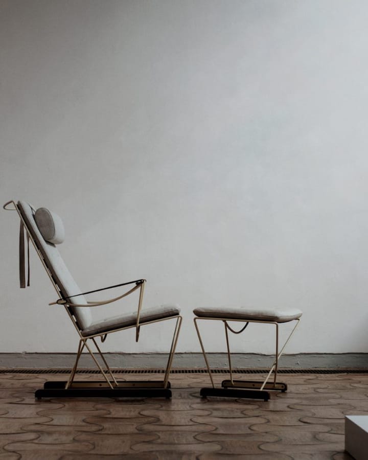 Spark Lounge Chair, kość słoniowa-buk bejcowany na orzech, Romo Ruskin Quill 7757/10 Massproductions