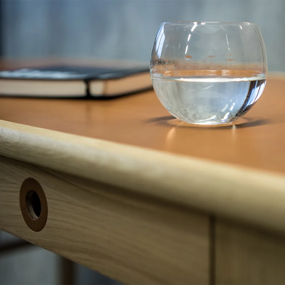 Biurko Höllviken, jasnoszary Mavis