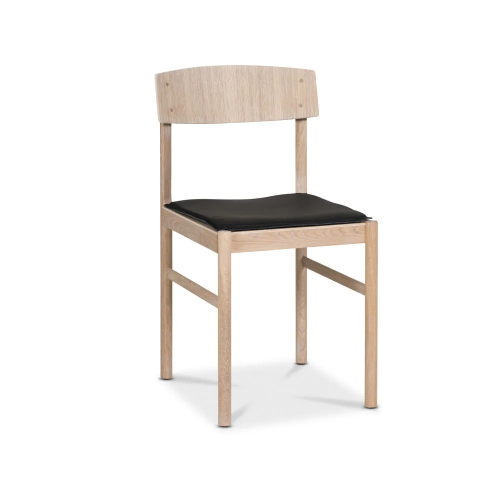 Poduszka na krzesło Rod, skóra czarna Mavis