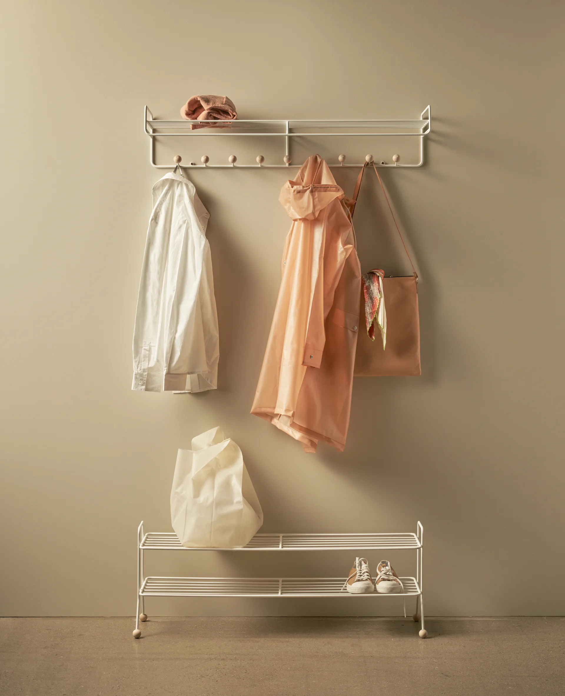 Bill Hat rack L półka na kapelusze, Greige Maze