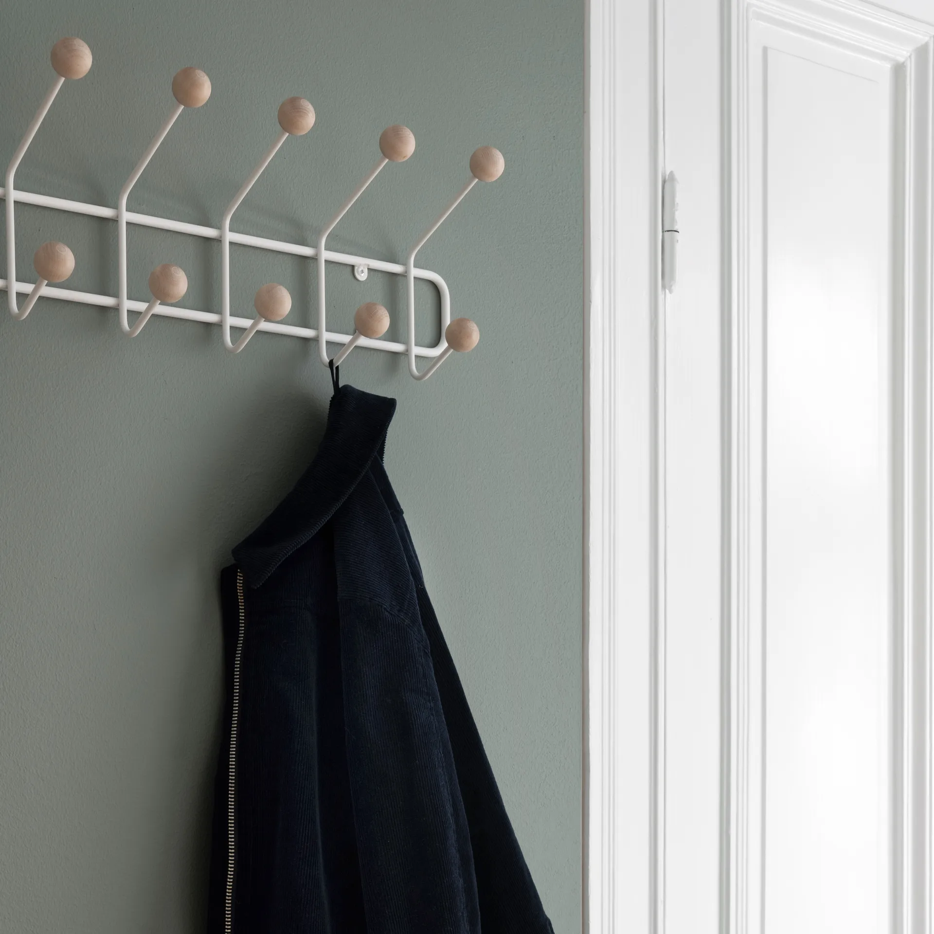 Bill Horizontal, biały Maze