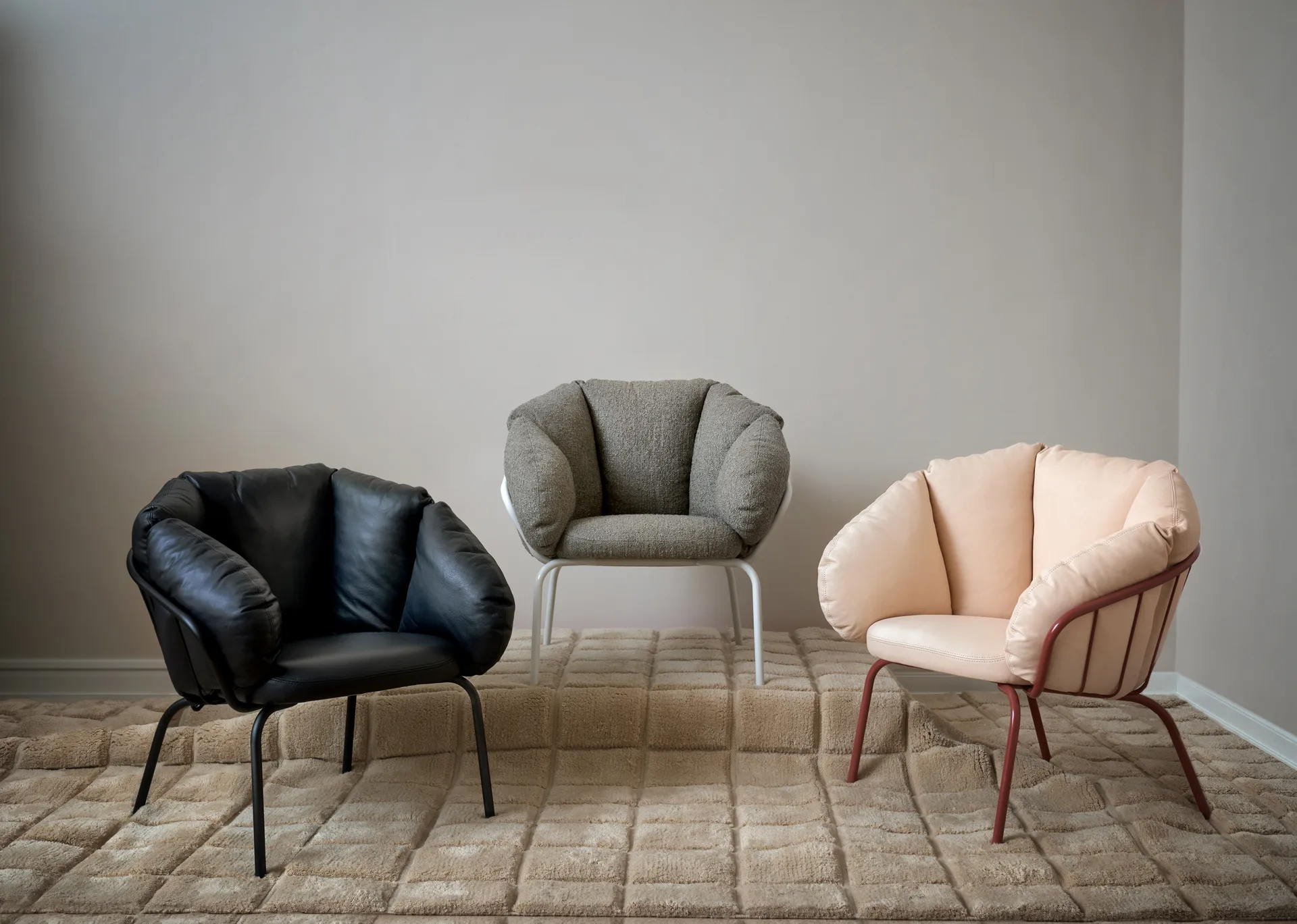 Same Easy fotel, Black Maze