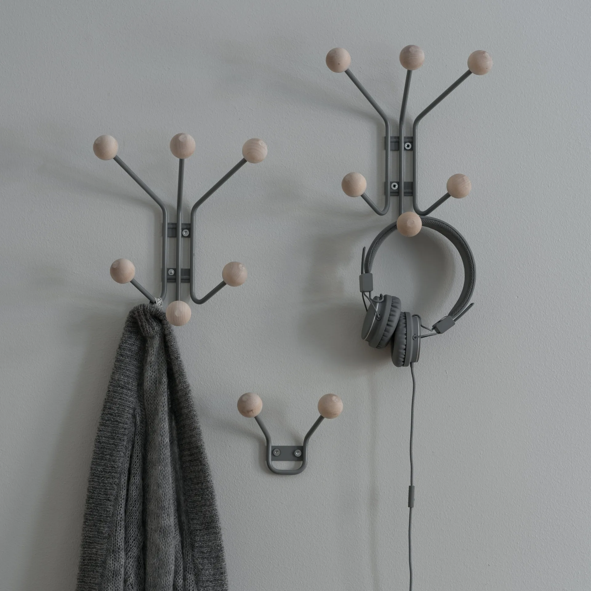 Wieszak na ubrania Bill XXS, szary Maze