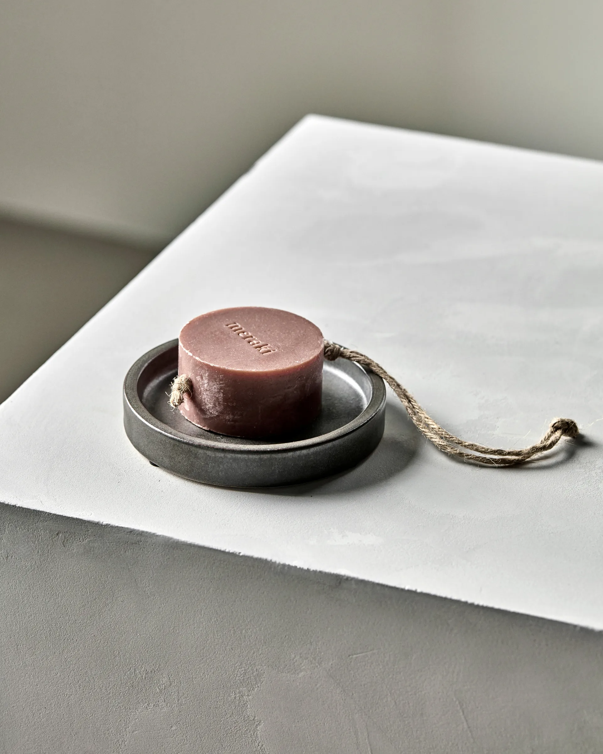 Mydelniczka Datura Ø12,5 cm, Ciemnoszary Meraki