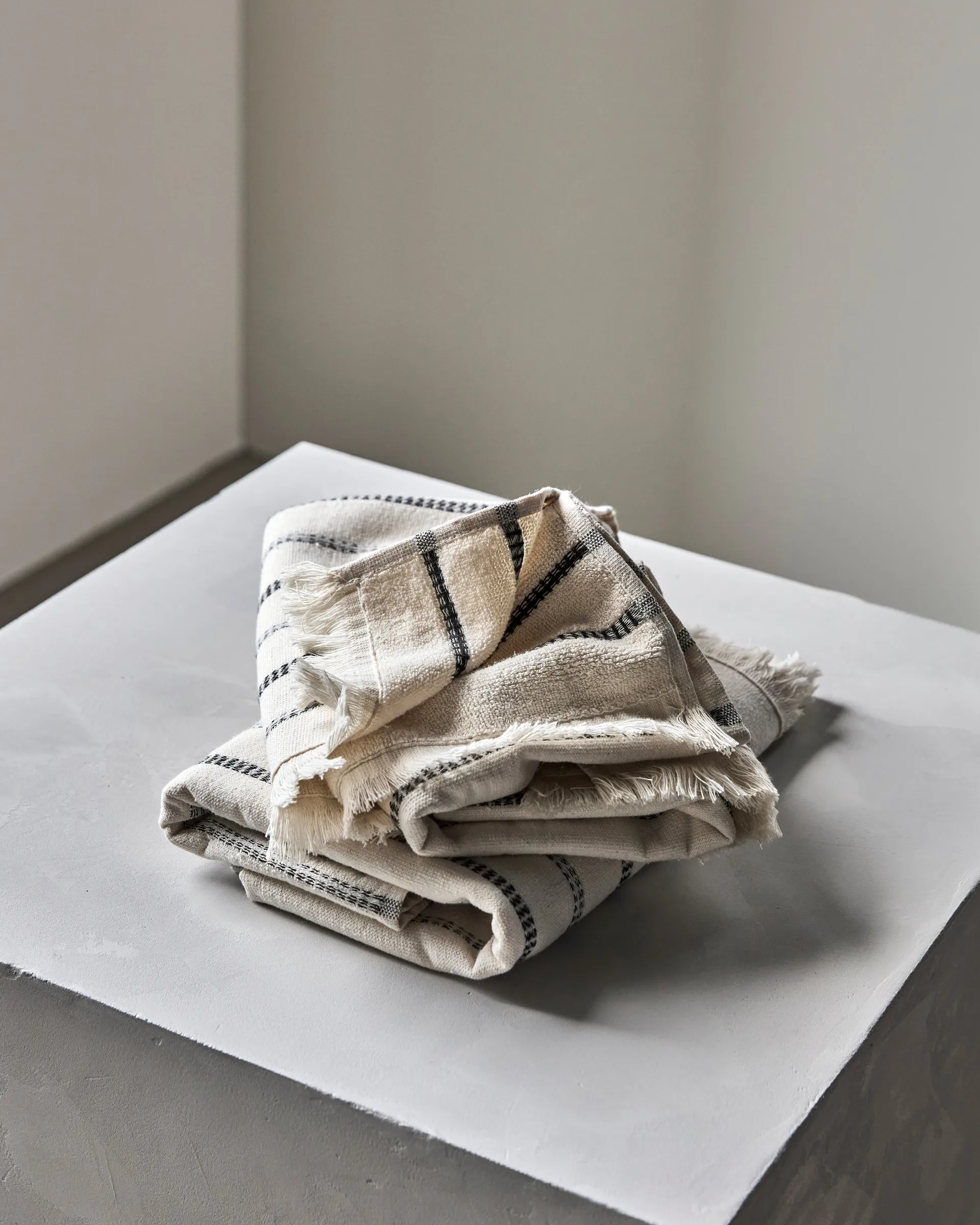 Ręcznik do rąk True, 2 części, Off-White-czarny, 50x100 cm Meraki