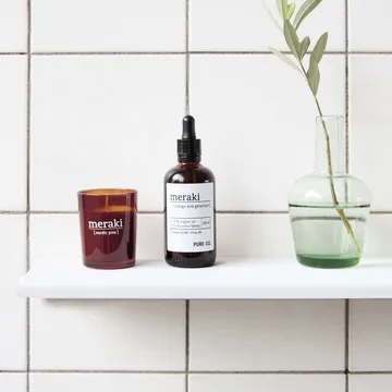 Świeca zapachowa Meraki brązowa 12 godzin - nordycka sosna - Meraki