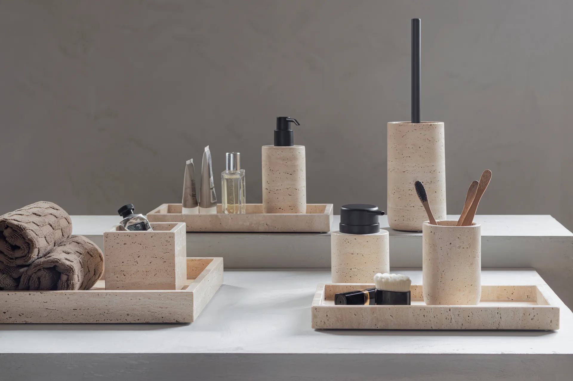 Dozownik do mydła Travertine 12,5 cm, Linen Mette Ditmer