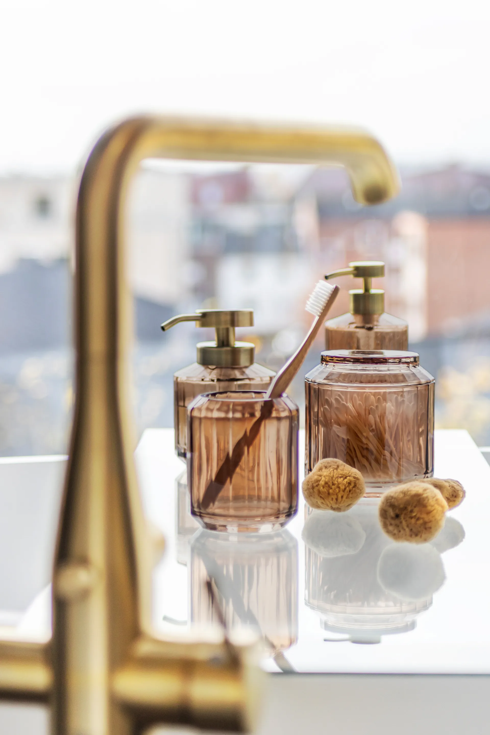 Dozownik do mydła Vision, niski, Latte Mette Ditmer