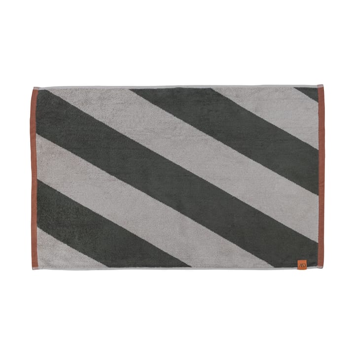 Dywanik łazienkowy Diagonal 50x80 cm - Dark olive - Mette Ditmer