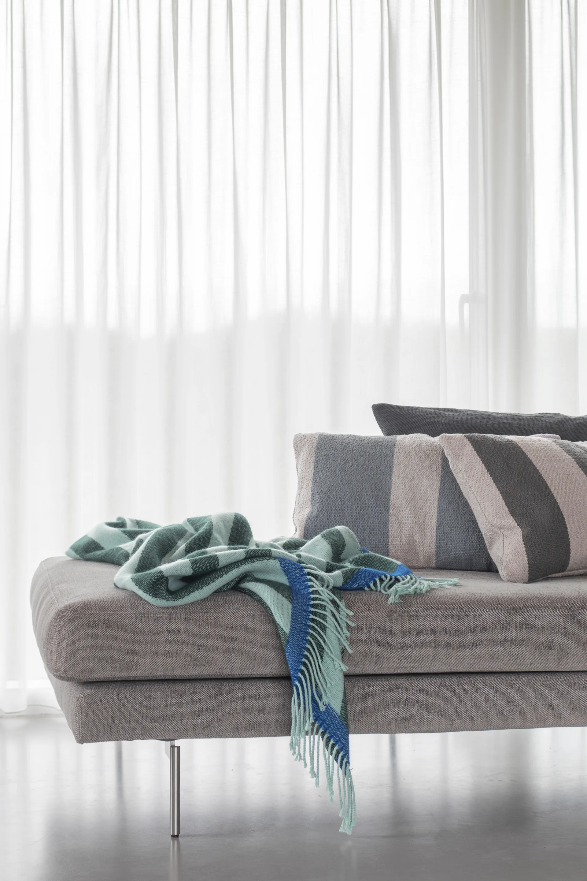 Koc Retro 125x170 cm, Mint Mette Ditmer