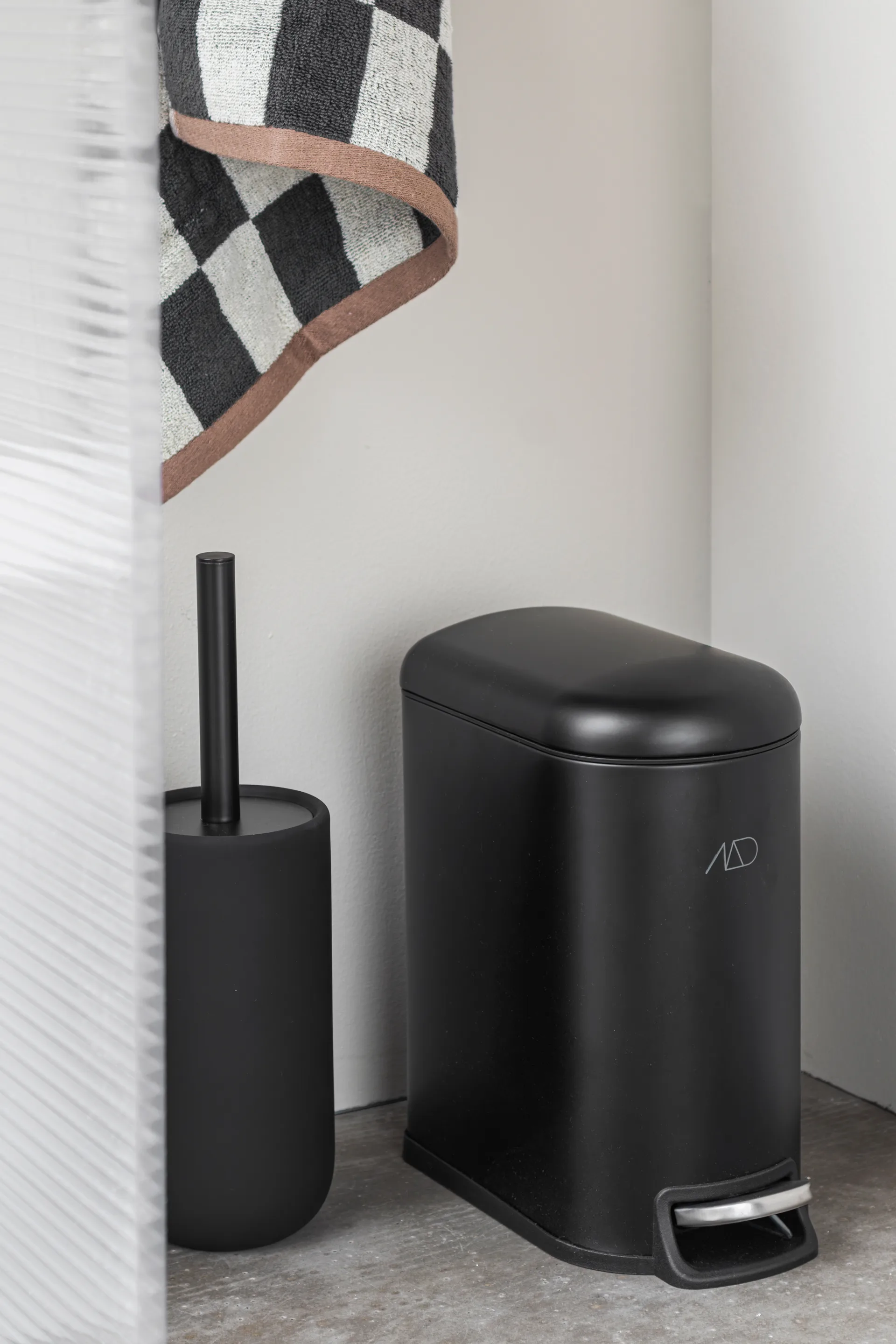 Kosz z pedałem Mini-Walther 5 L, Black Mette Ditmer