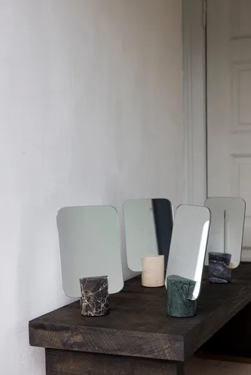 Lusterko stołowe Marble - Black-grey, 30 cm - Mette Ditmer