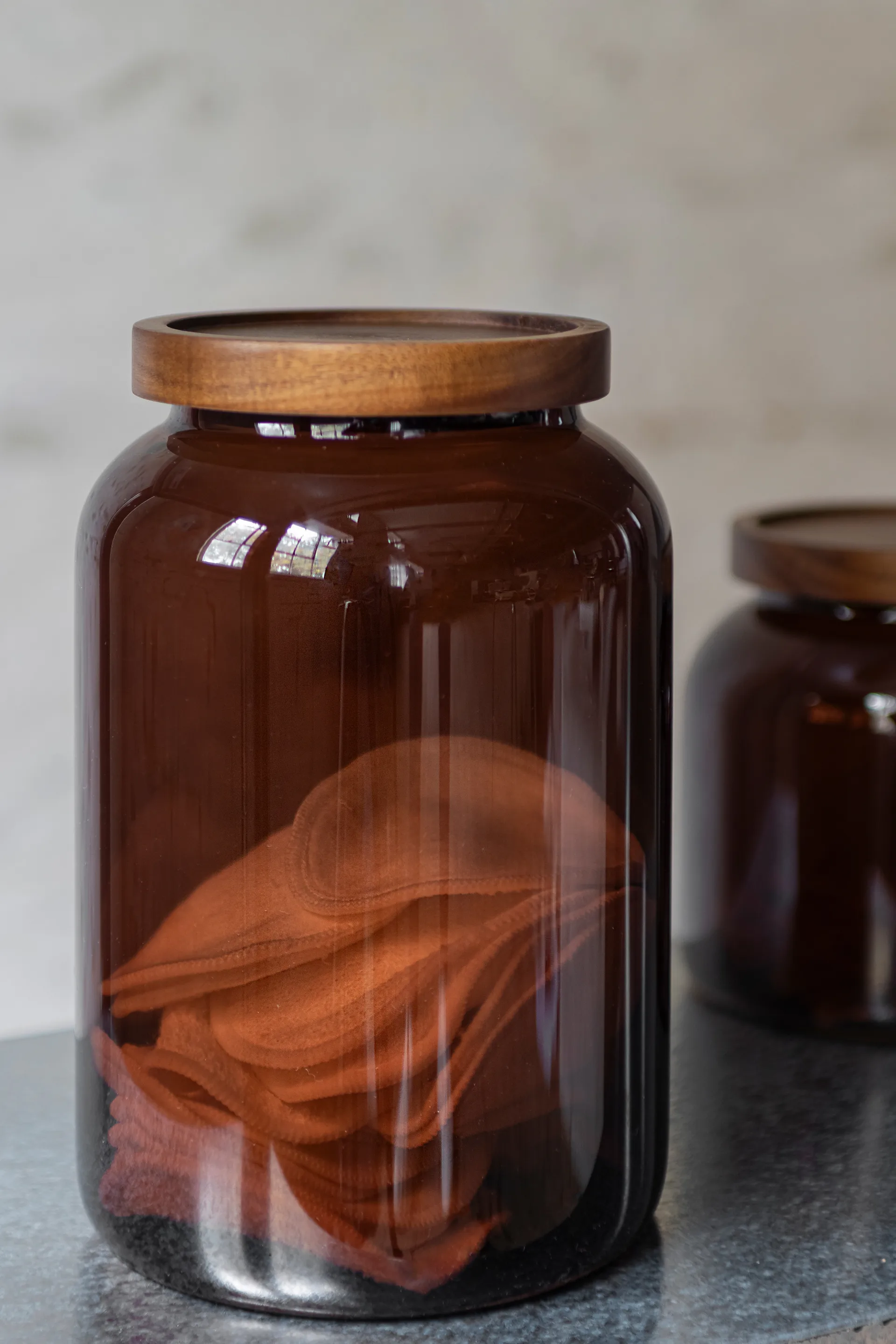 Pojemnik z pokrywką large Luna 20 cm, Brown Mette Ditmer