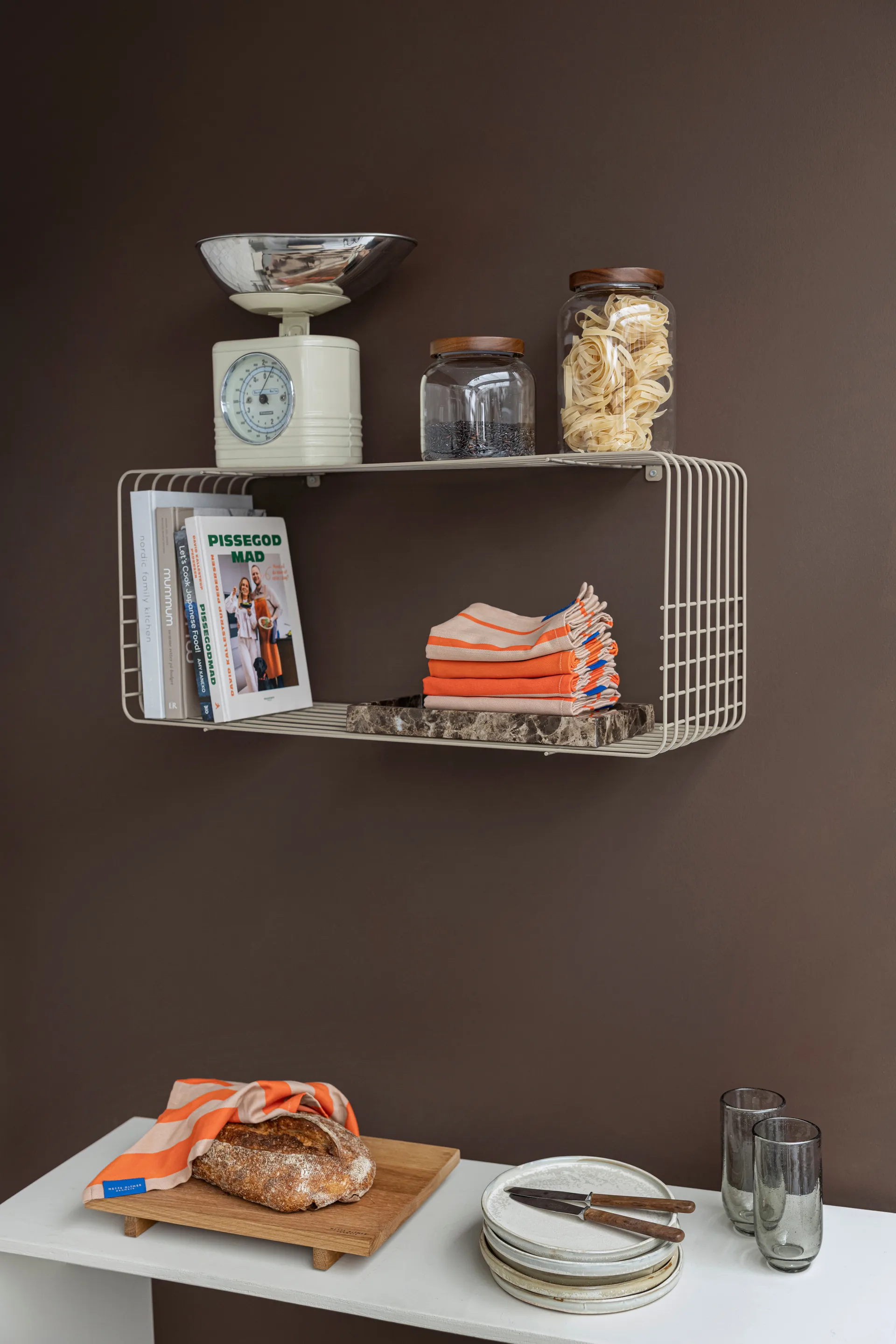 Półka Wire, Sand, 31x70x26 cm Mette Ditmer