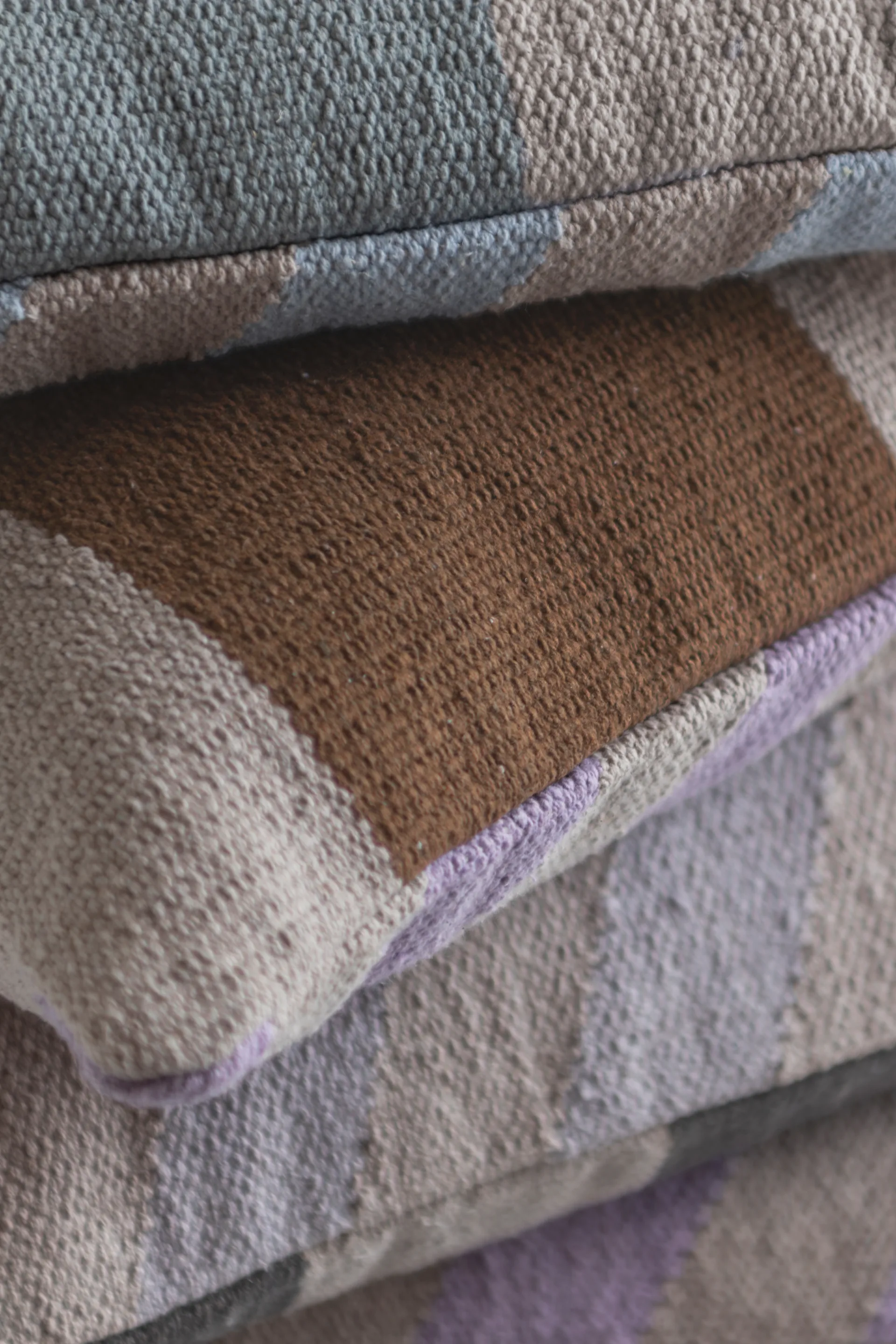 Poszewka na poduszkę Across Kelim, Light blue, 40x60 cm Mette Ditmer