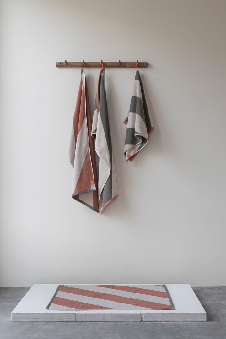 Ręcznik Diagonal 40x55 cm 2 szt., Dark olive Mette Ditmer