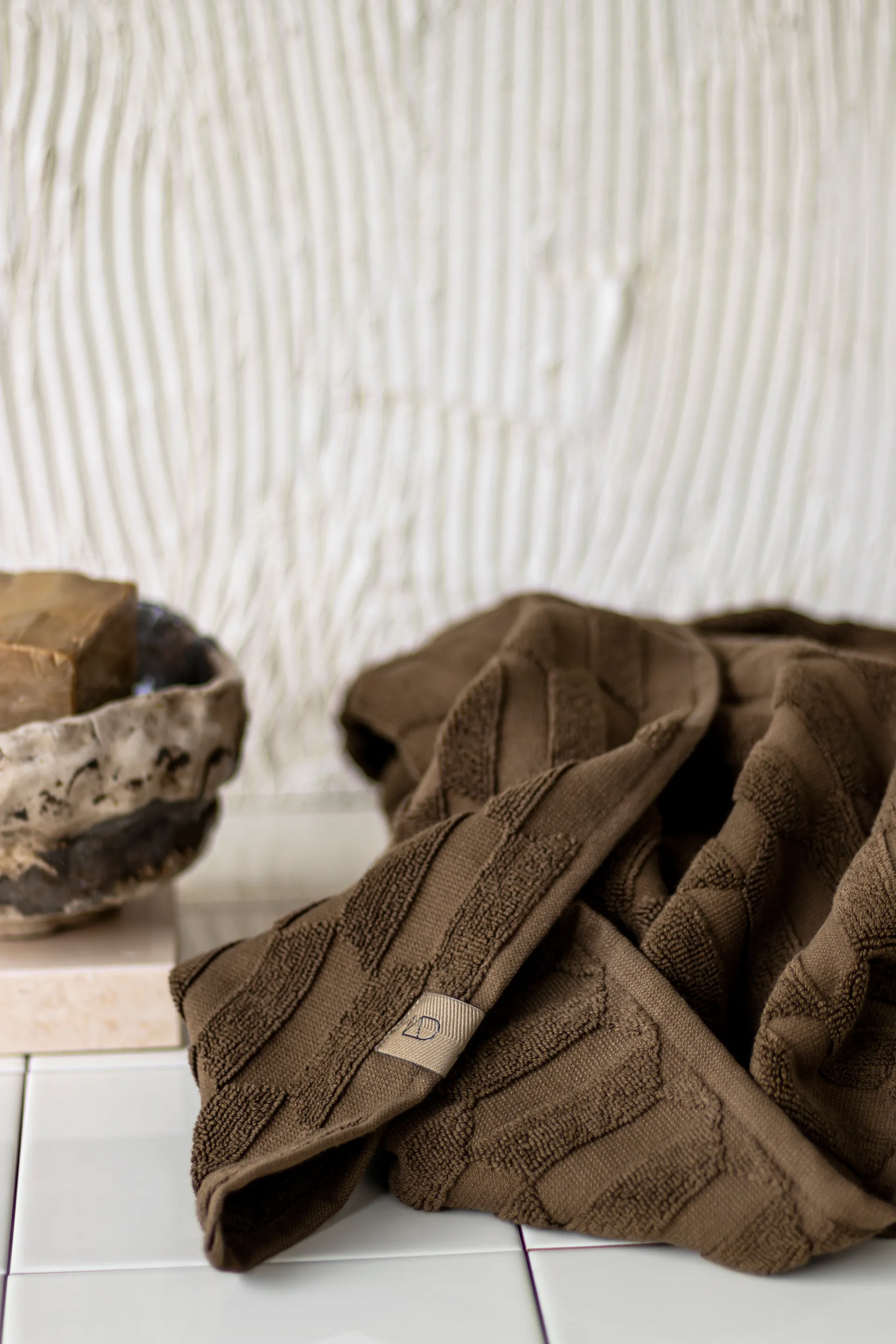 Ręcznik do rąk Geo 50x95 cm, Chocolate Mette Ditmer