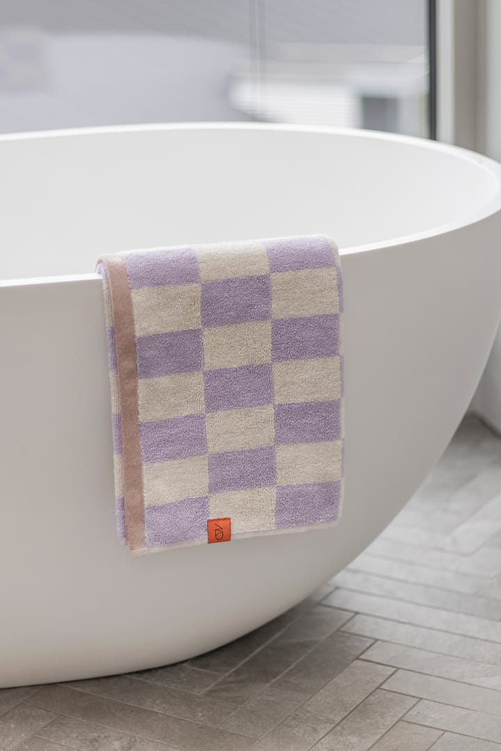 Ręcznik Retro 70x133 cm - Lilac - Mette Ditmer