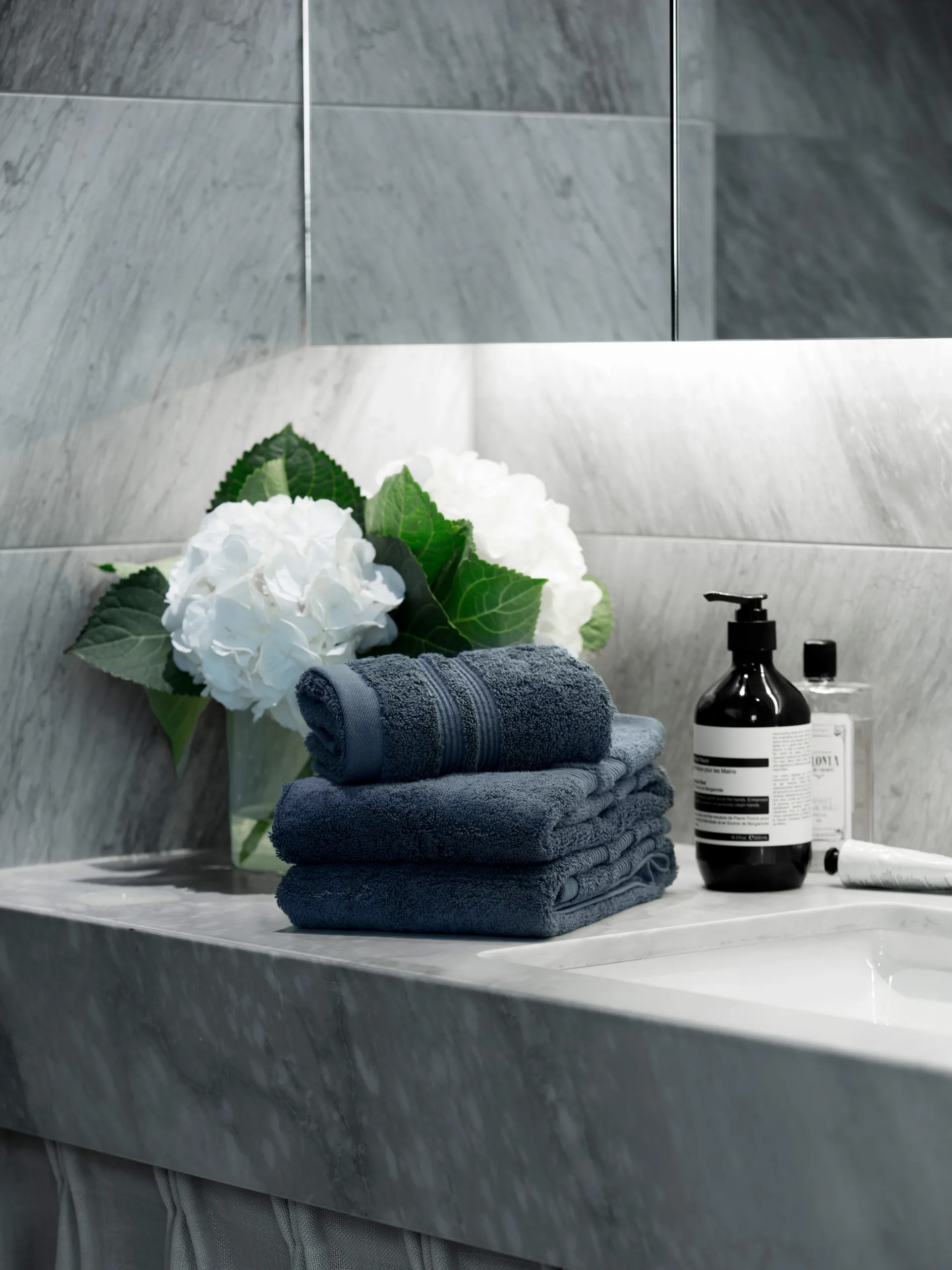 Ręcznik Fontana ECO, Granatowy, 70x140 cm Mille Notti