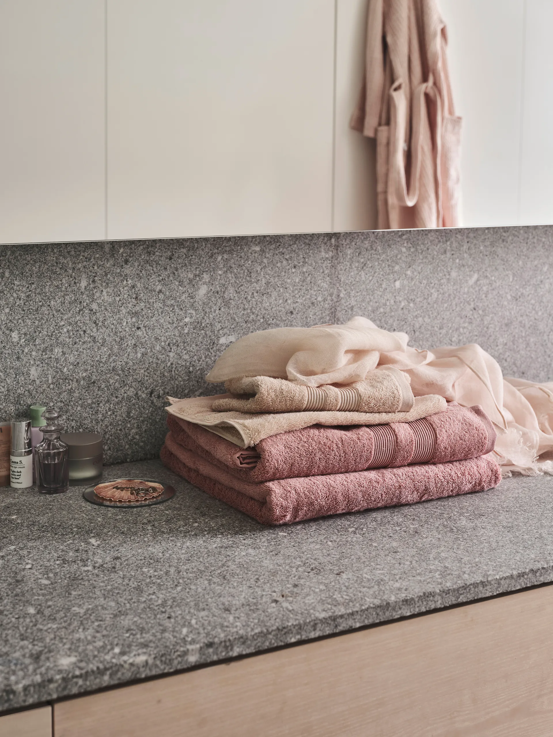 Ręcznik Fontana ECO, Rosa, 100x150 cm Mille Notti