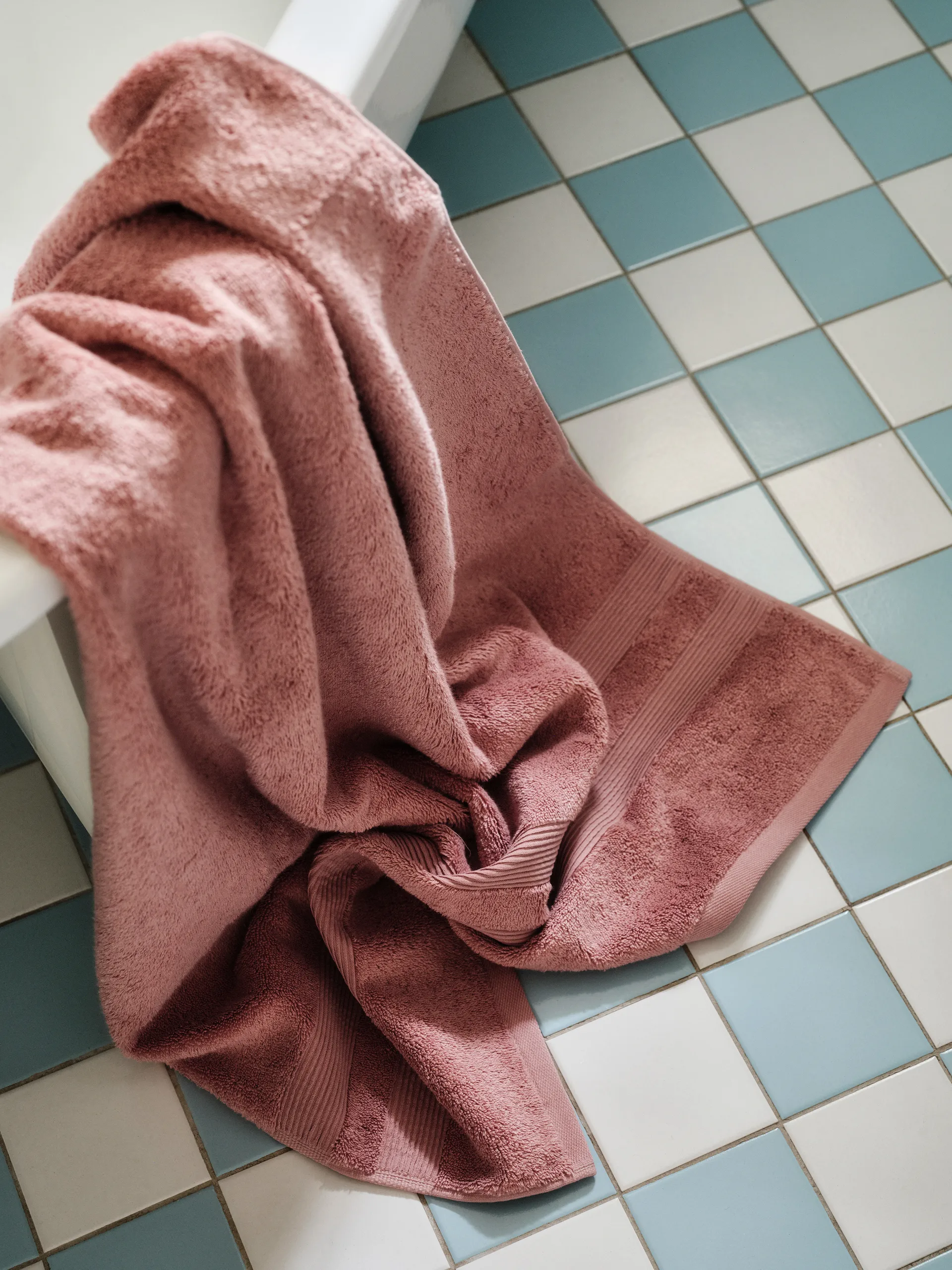 Ręcznik Fontana ECO, Rosa, 100x150 cm Mille Notti