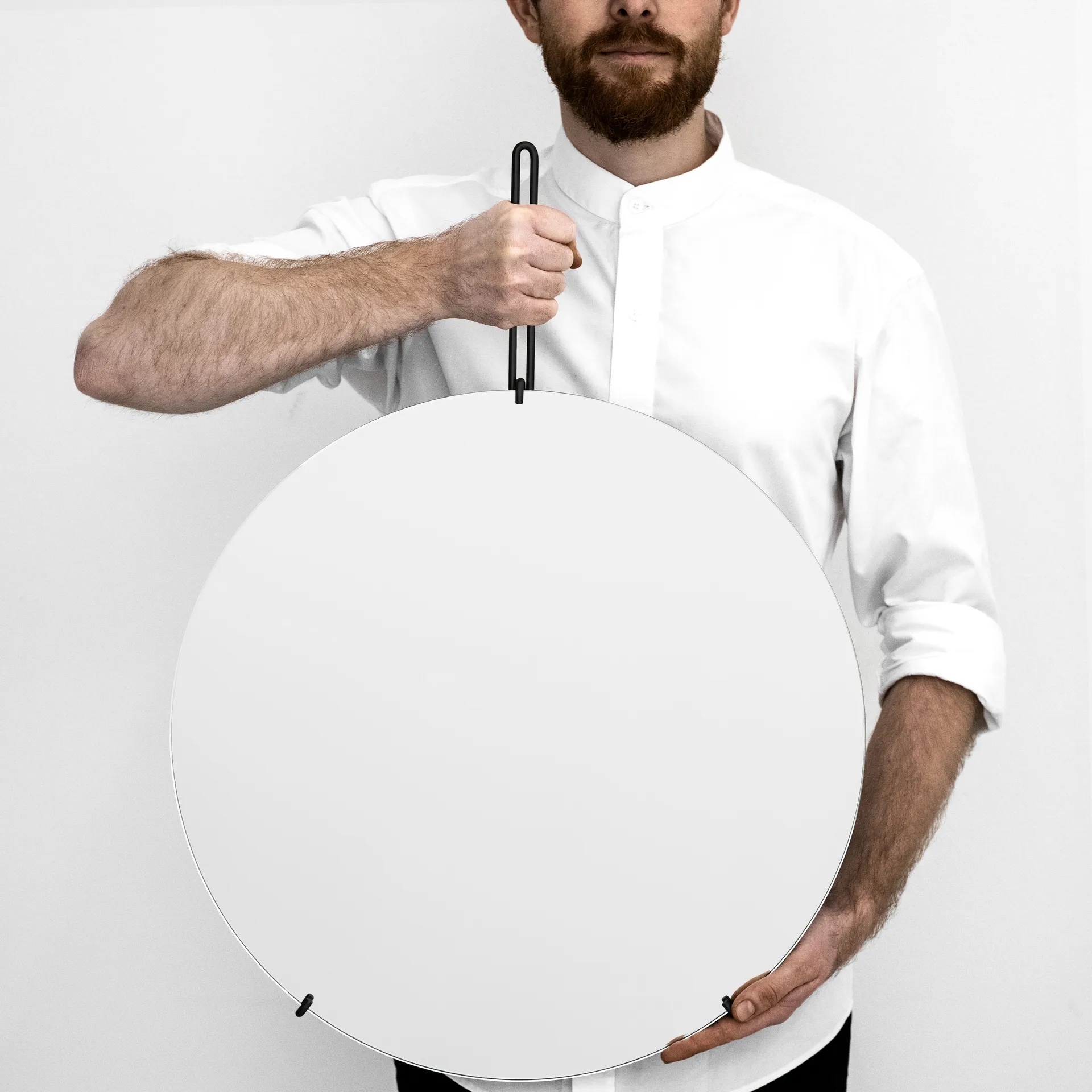 Moebe Lustro ścienne Ø 50 cm, Czarny MOEBE