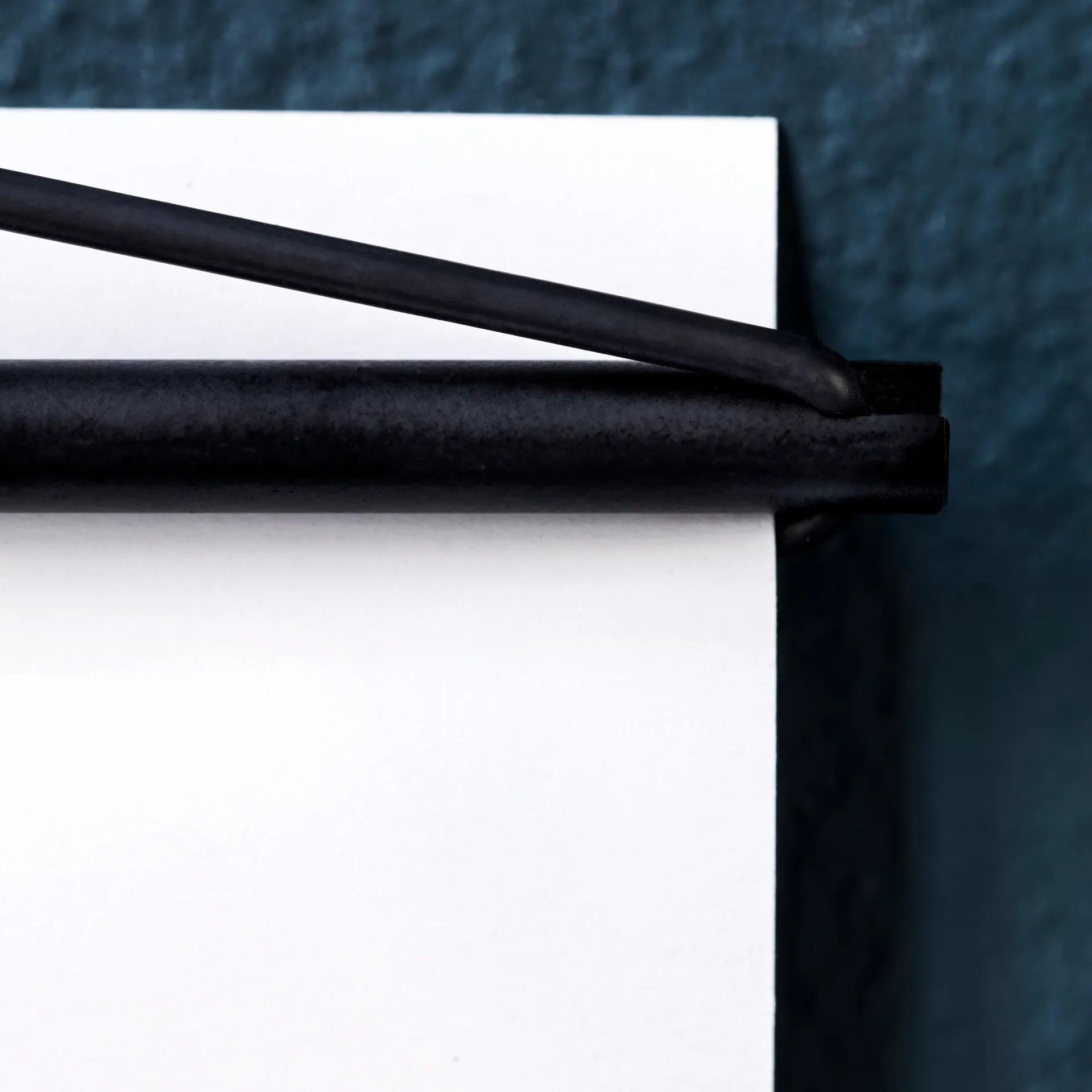 Moebe wieszak na plakaty 70x100 cm, Czarny MOEBE