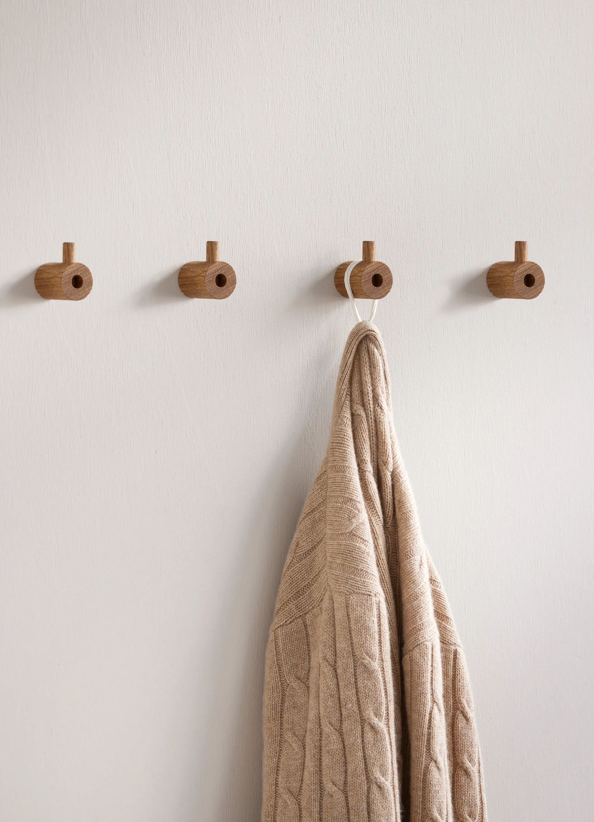 Moebe wooden wall hook, hak, Dąb MOEBE