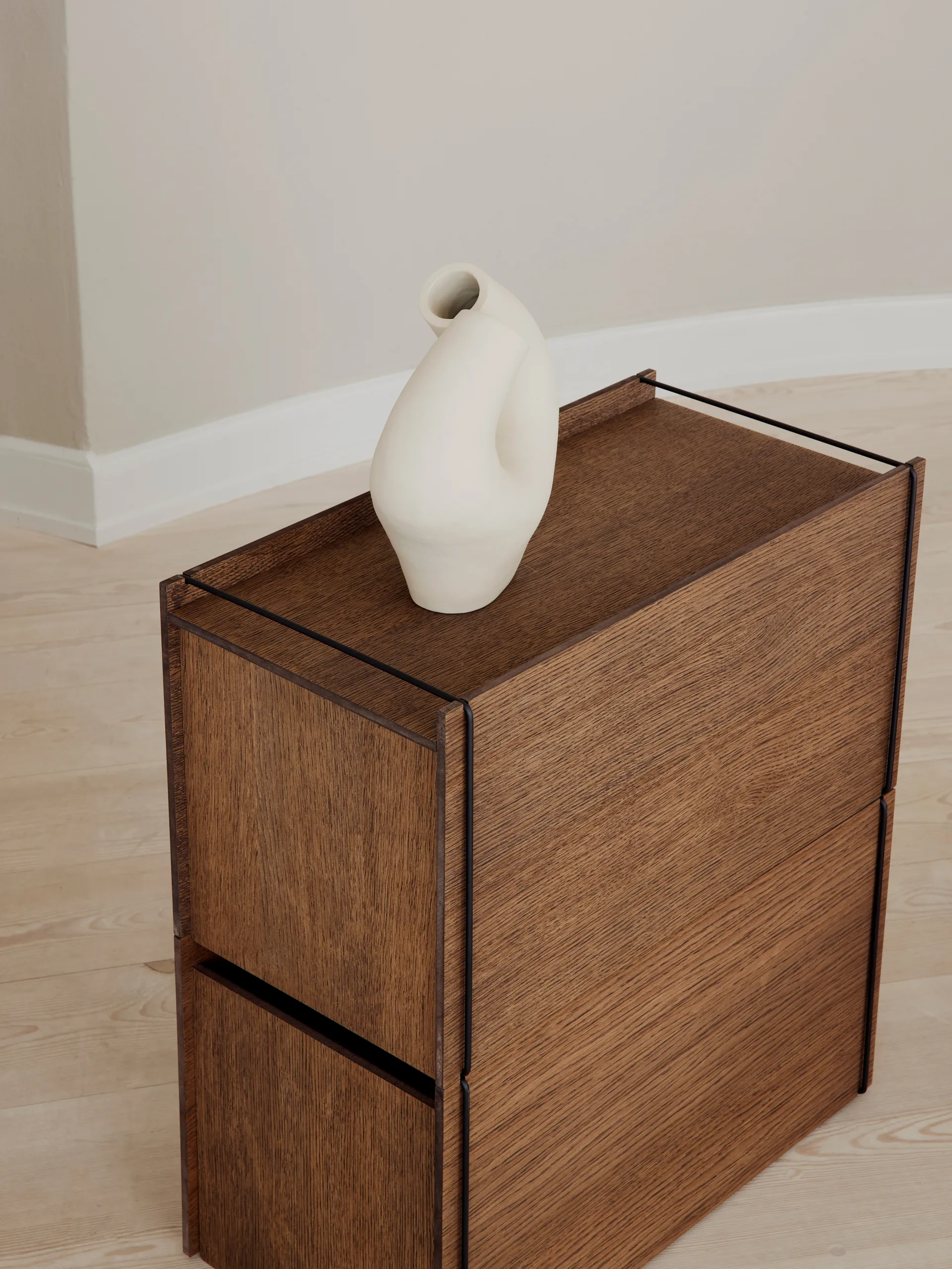 Pudełko do przechowywania Moebe, Przydymiony dąb-czarny MOEBE