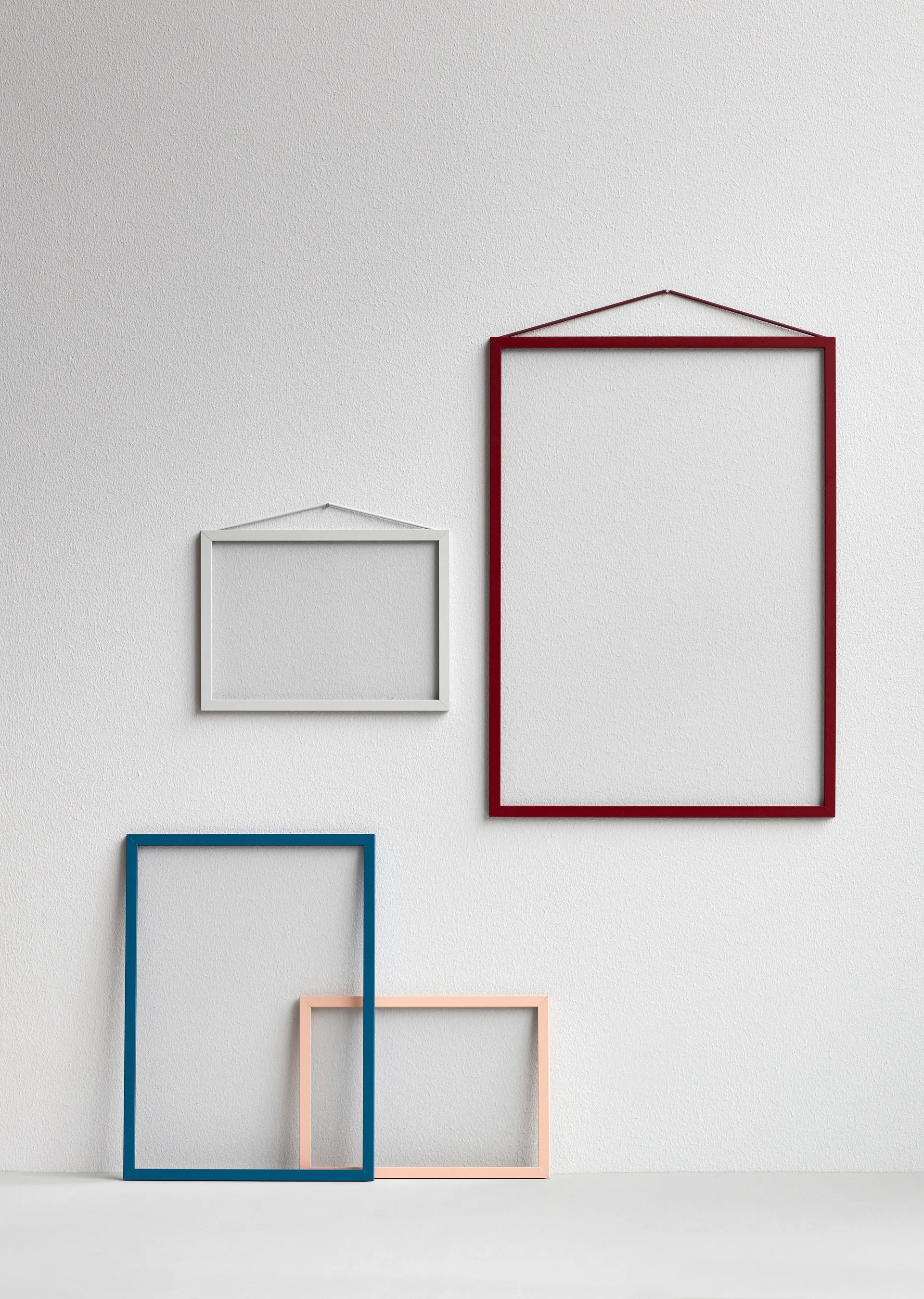 Ramka Moebe A3 31,3x43,6 cm, Transparent, Red MOEBE