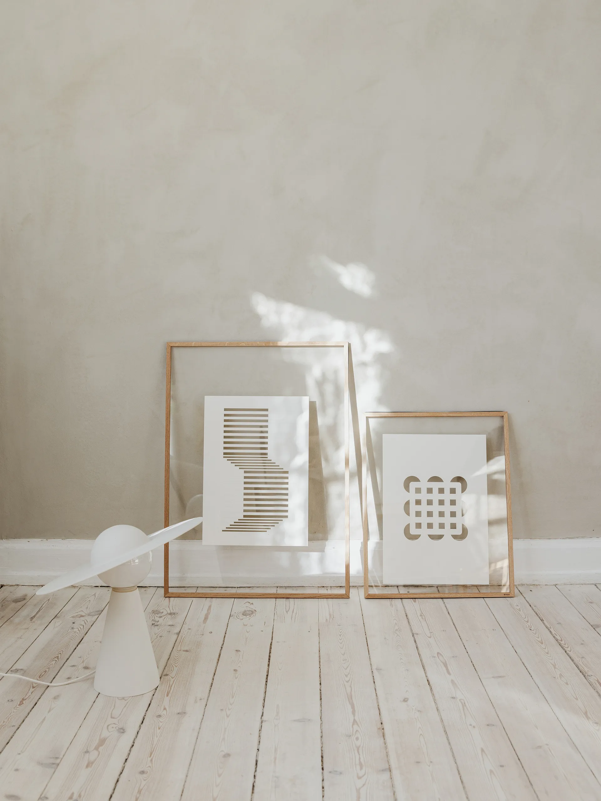 Relief circles & squares 21x29,7 cm, Off White MOEBE