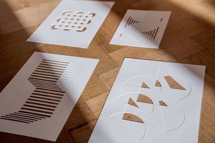 Relief shifted lines 21x29,7 cm, Off White MOEBE