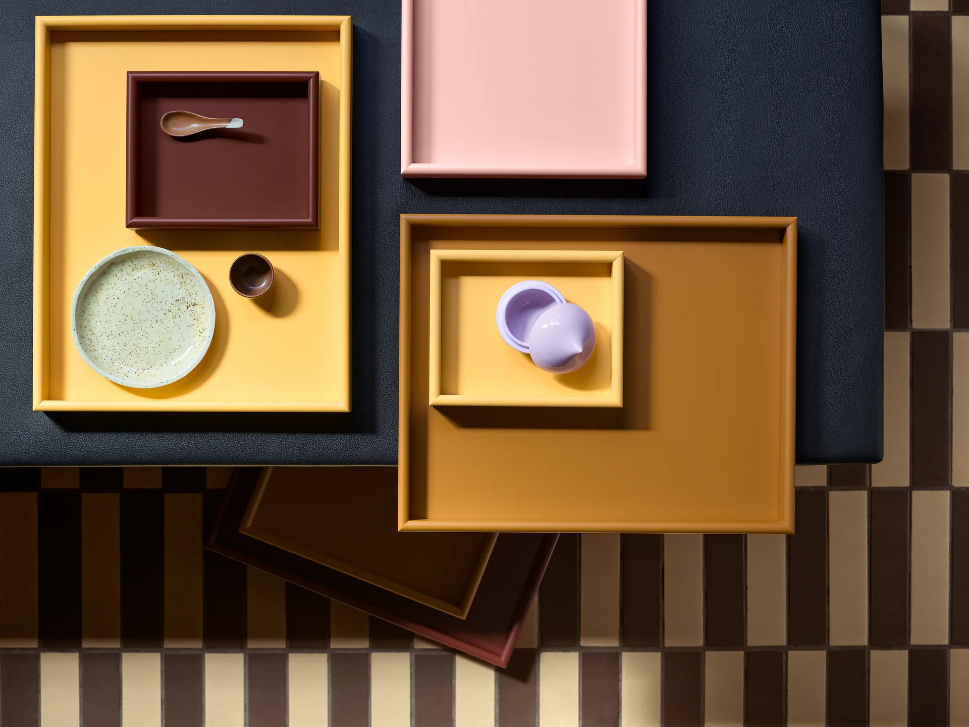 Arrange tacka duża 35,3x44,1 cm, Bursztyn Montana