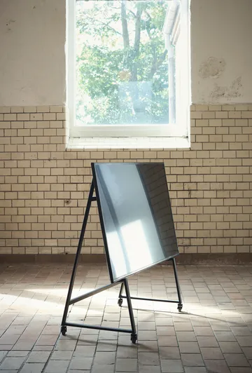 Stojak pod TV Tenji - Black - MUUBS