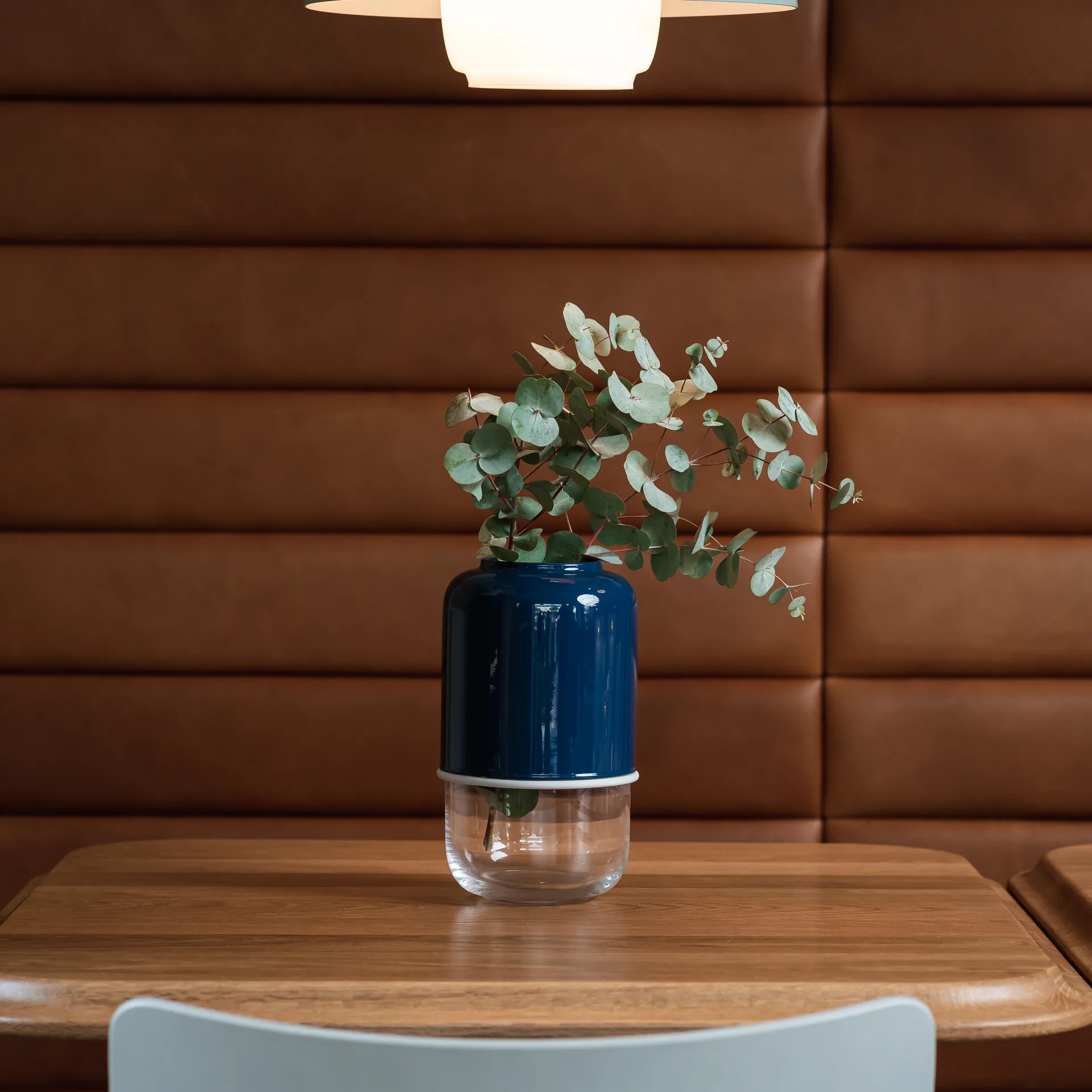 Capsule regulowany wazon 18-28 cm, Granatowo-przezroczysty Muurla