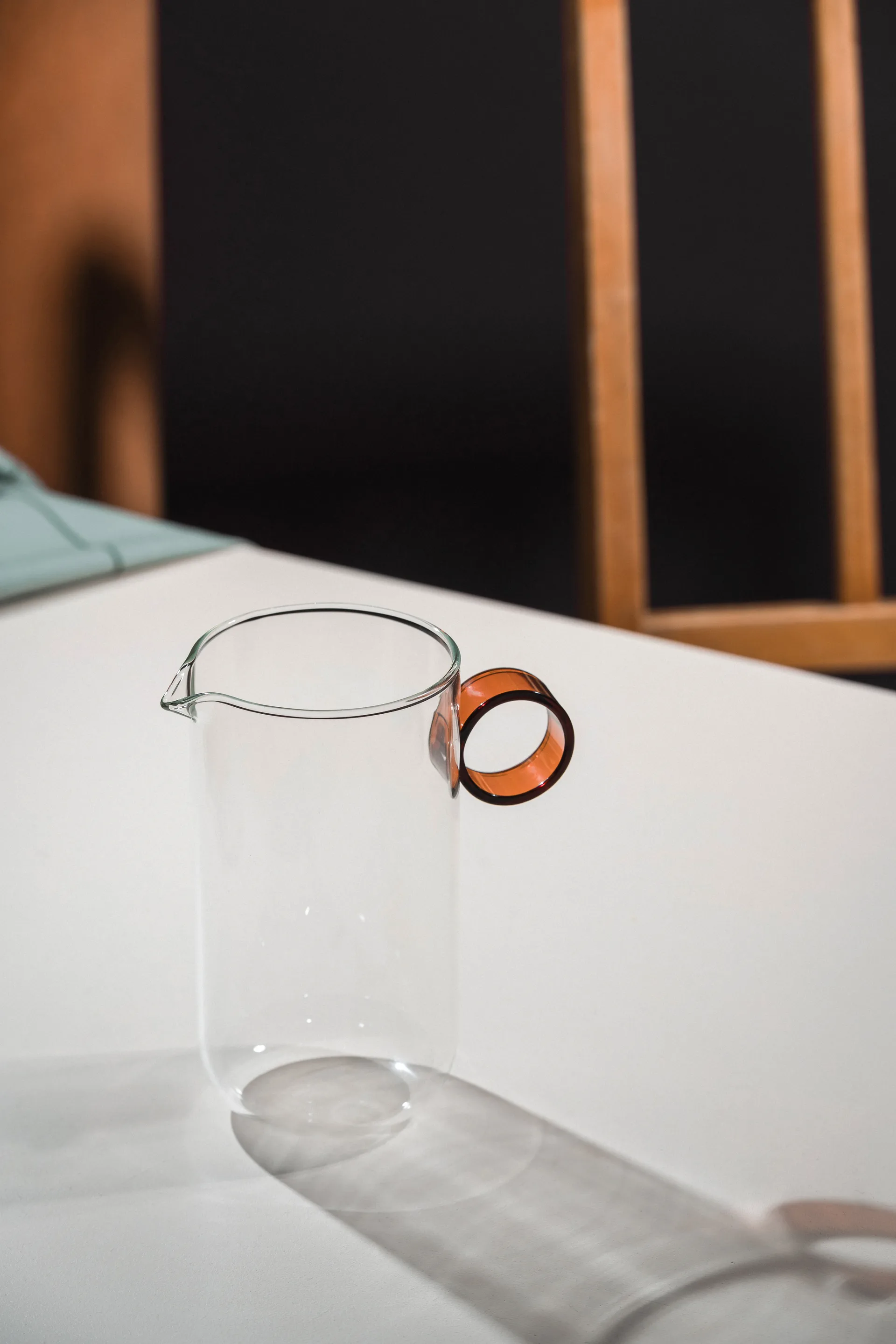 Dzbanek na mleko Loop 600 ml, Klar-amber Muurla