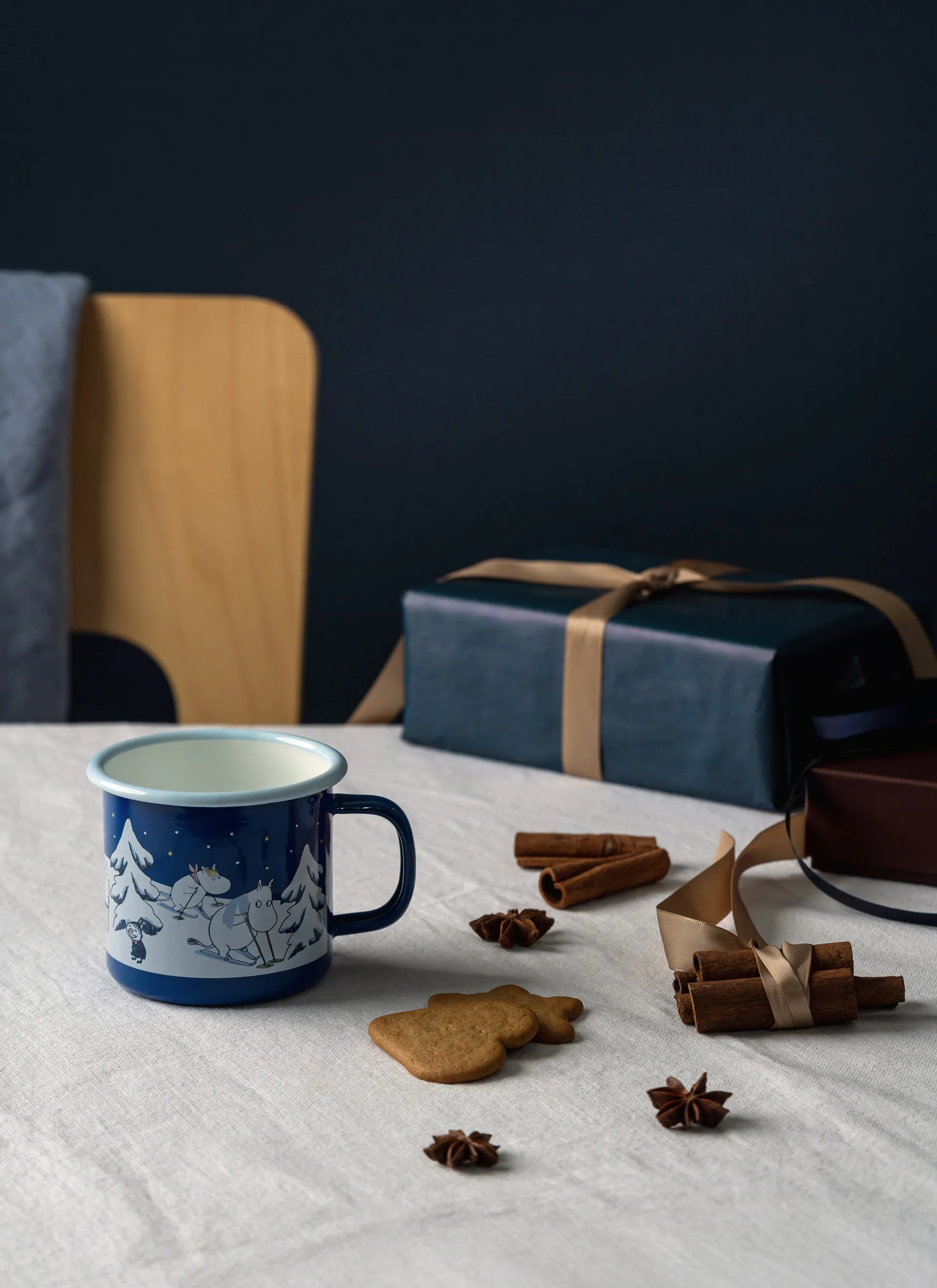 Kubek emaliowany Muminki 370 ml, Starry night Muurla