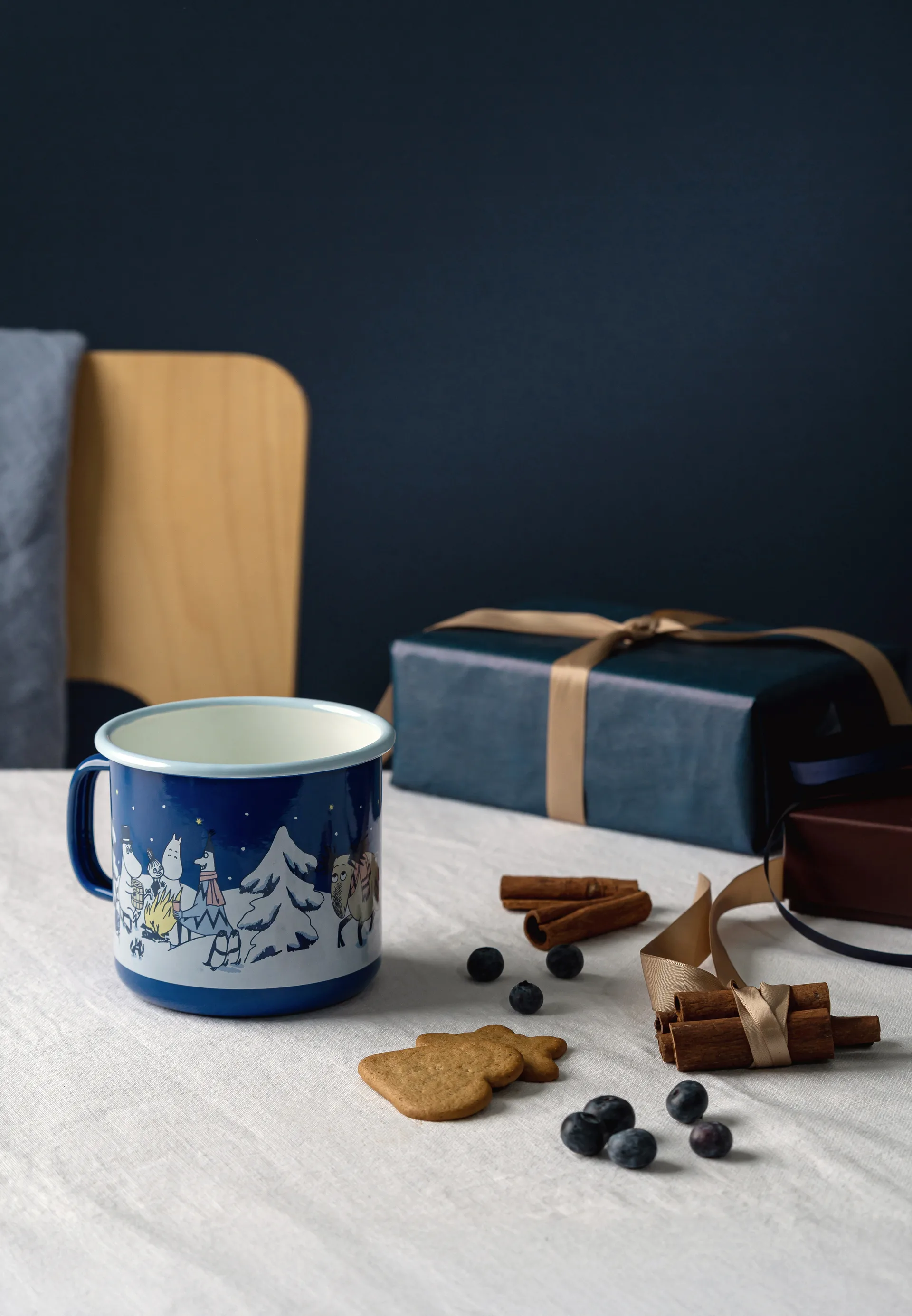Kubek emaliowany Muminki 800 ml, Starry night Muurla