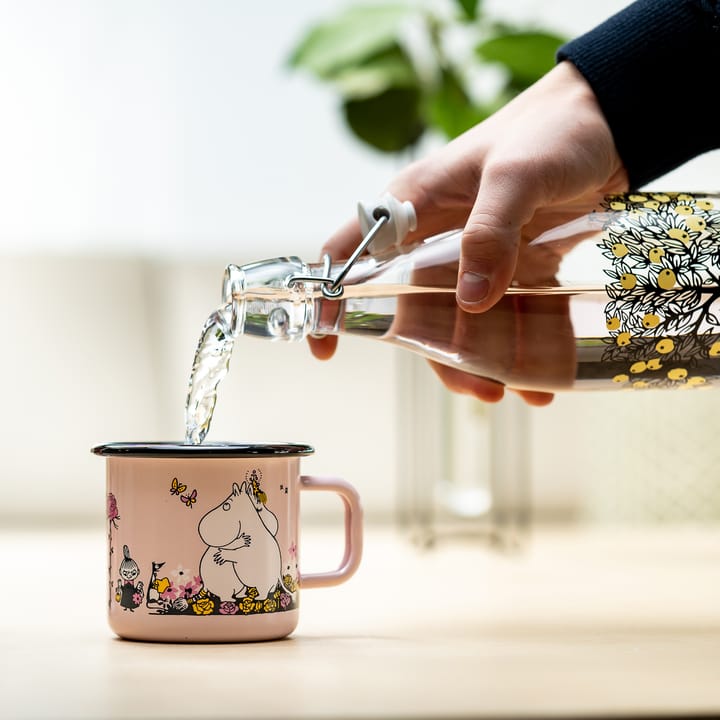 Kubek emaliowany Muminki ''Czuły uścisk'' 37 cl, Różowy Muurla