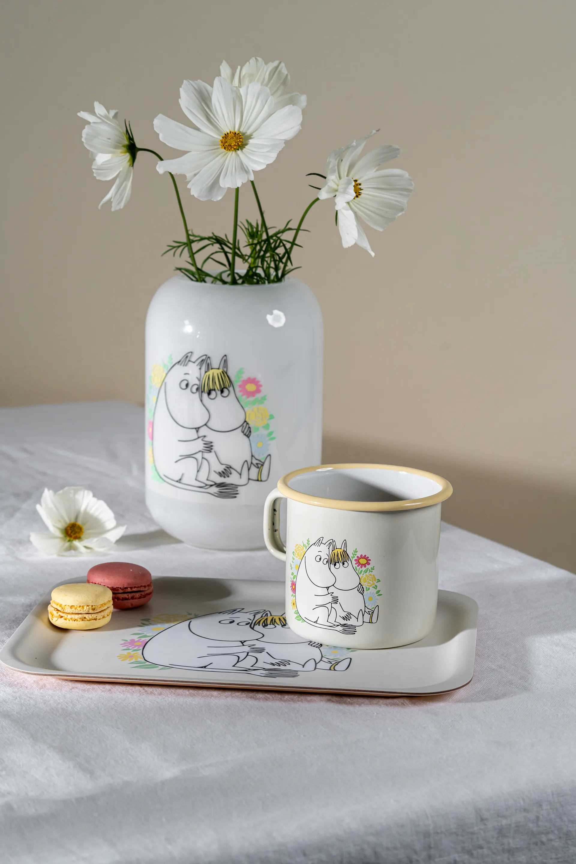Mumin emaliowany kubek 550 ml, Flowers Muurla