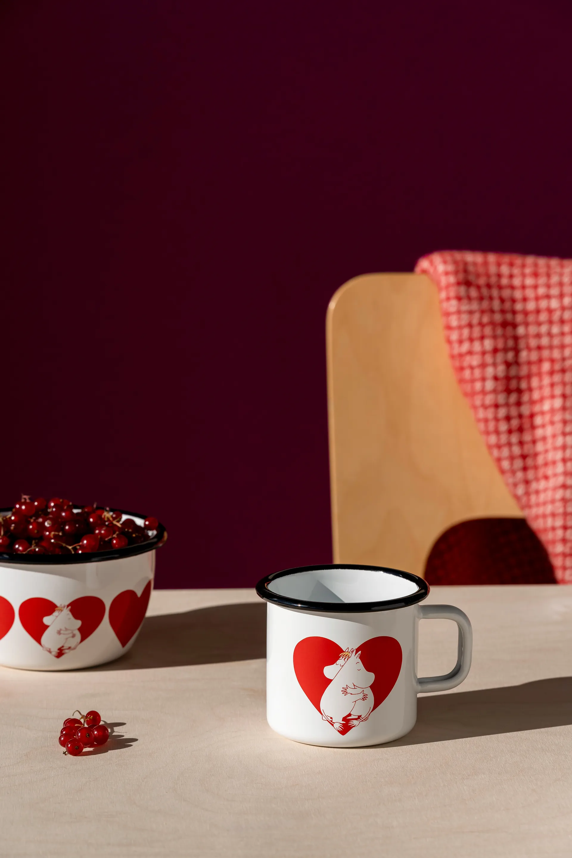 Mumin kubek emaliowany 370 ml, Heart Muurla