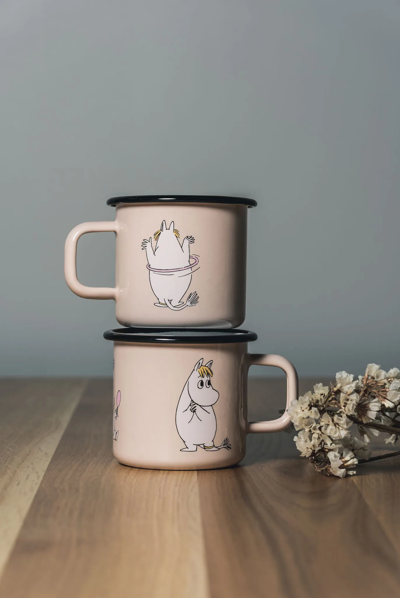 Snorkmaiden Retro emaliowany kubek 370 ml, Beżowy Muurla