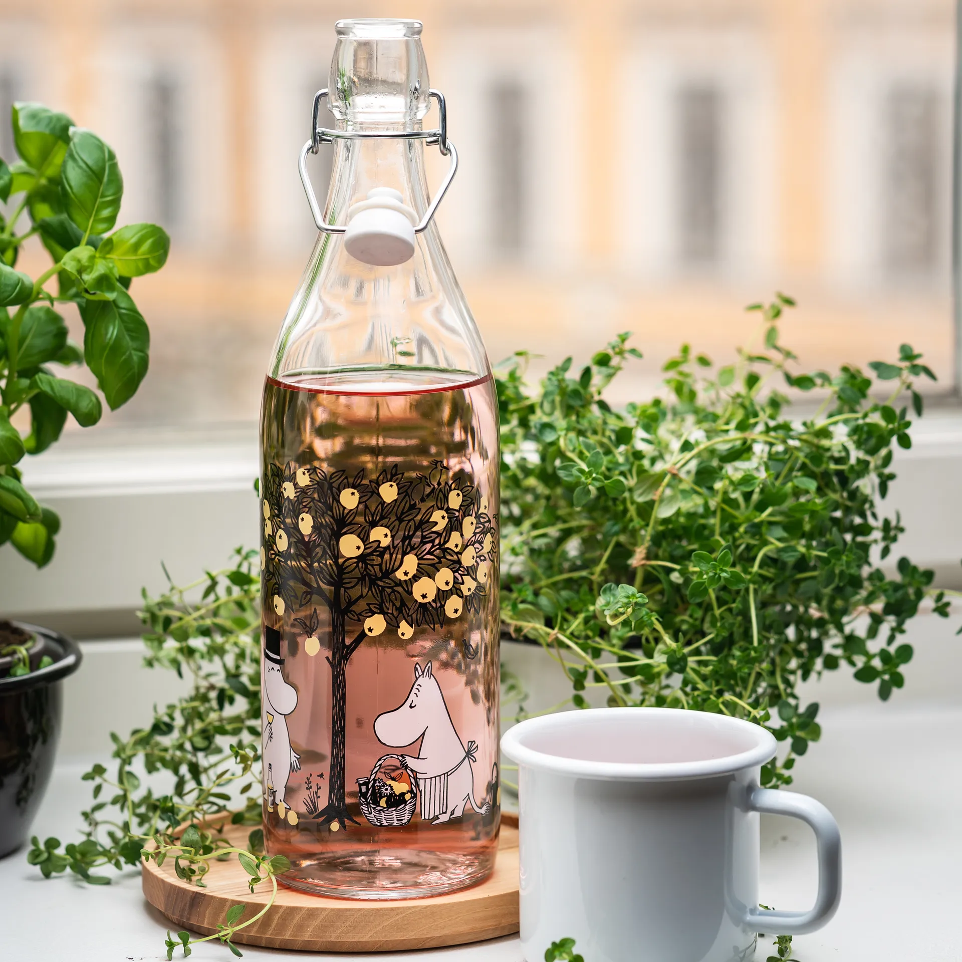 Szklana butelka Muminki 1 L, Apples Muurla