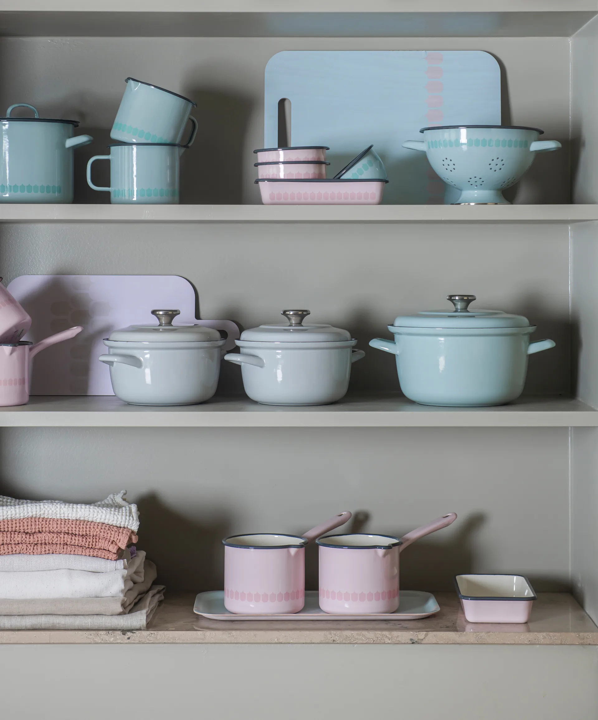 Vappu miska emaliowana 60 cl, Różowy Muurla