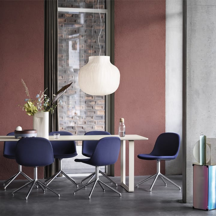 70/70 stół 225x90 cm, Solid oak-Sand Muuto