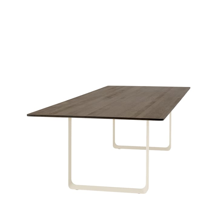 70/70 stół 295x108 cm, Solid smked oak-Sand Muuto